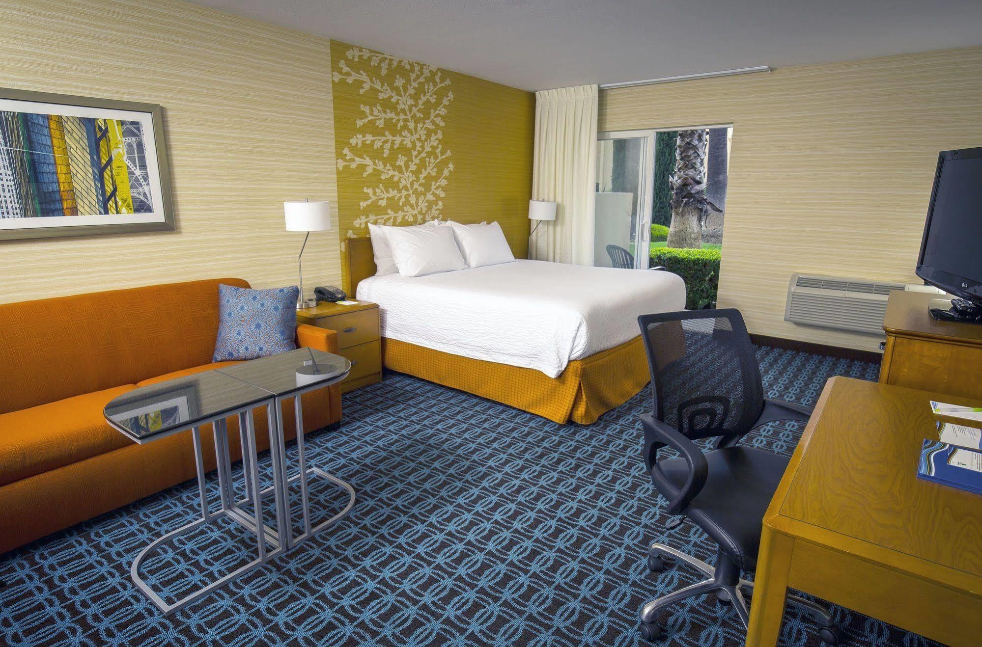 Fairfield Inn And Suites By Marriott San Jose Airport Dış mekan fotoğraf